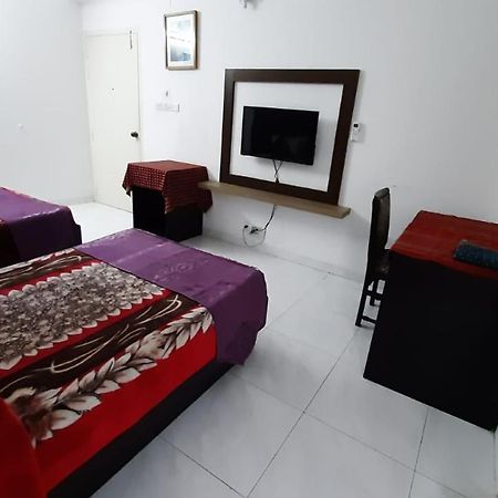 Center Point Apartment Dhaka Exteriör bild