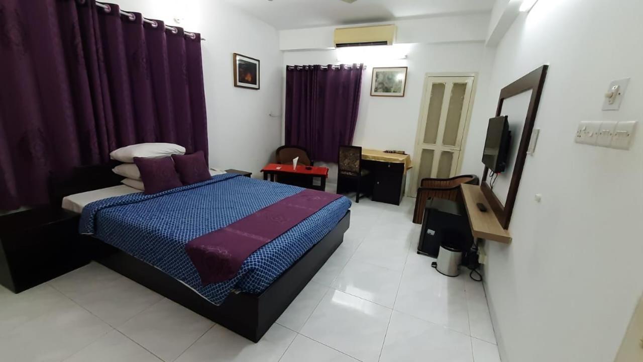 Center Point Apartment Dhaka Exteriör bild